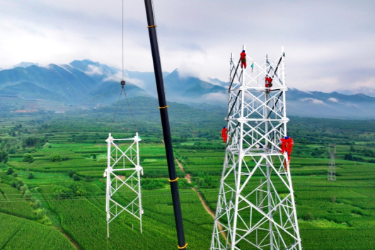 “十四五”國家電網(wǎng)發(fā)展成效①:轉(zhuǎn)型發(fā)展向新向綠